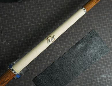 Bọc cơ da bò thường đen cho chuôi Peri