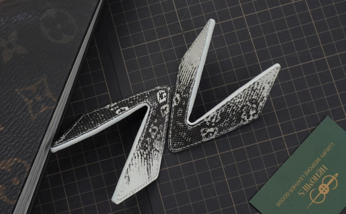 Kẹp lơ bida - Đôi cánh - Kỳ đà hoa trắng-đen