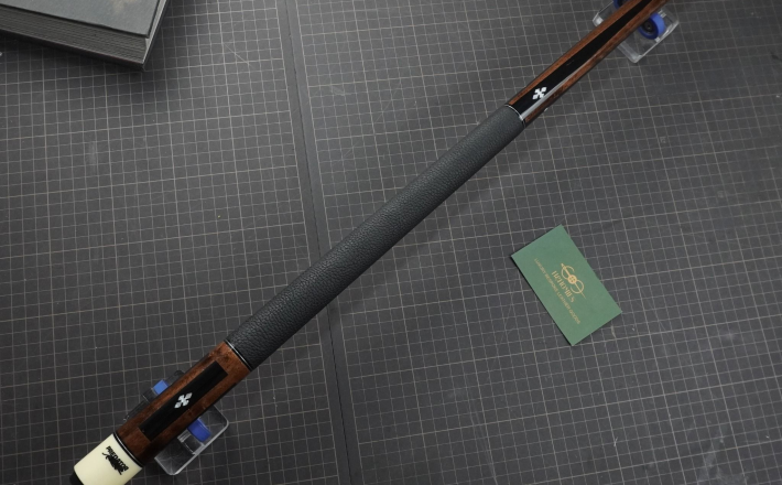 Bọc cơ da Togo đen cho chuôi Predator