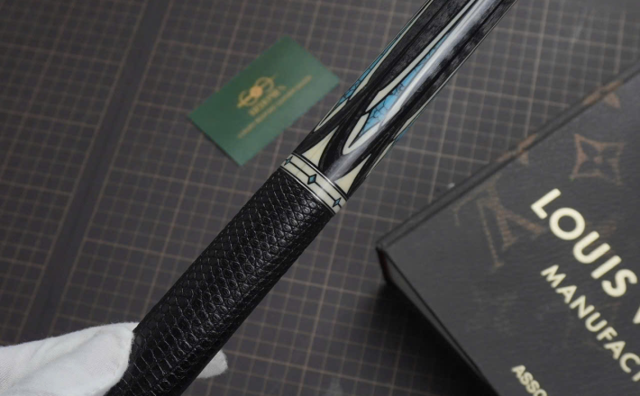 Bọc cơ da kỳ đà đen cho chuôi Pre Ikon